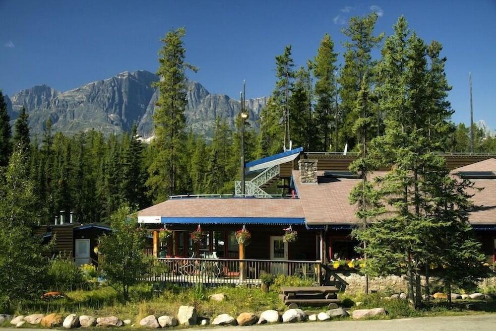 Sunwapta Falls Rocky Mountain Lodge Jasper Exteriör bild